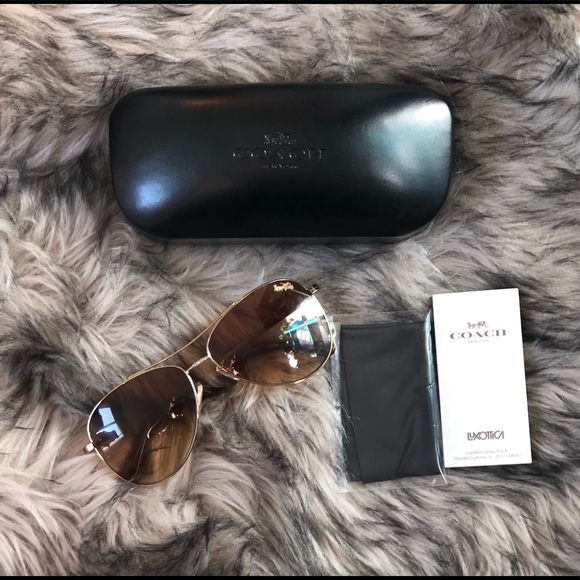 Coach Aviator Style Sunglasses - Picture 1 of 3